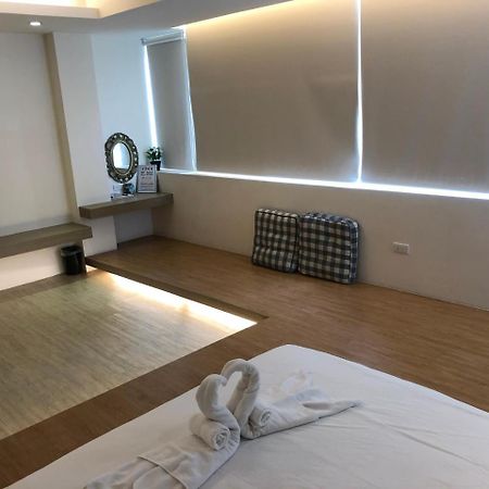 Appartement Happiness Dot à Tamsui Extérieur photo